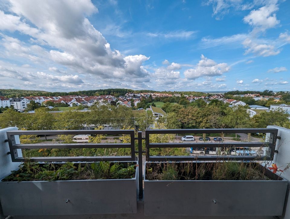 Großartige 3,5 Zimmer Wohnung; Großartiger Ausblick; Böblingen in Böblingen