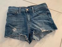 Levis Jeans Shorts 27 Damen Baden-Württemberg - Mühlhausen Vorschau