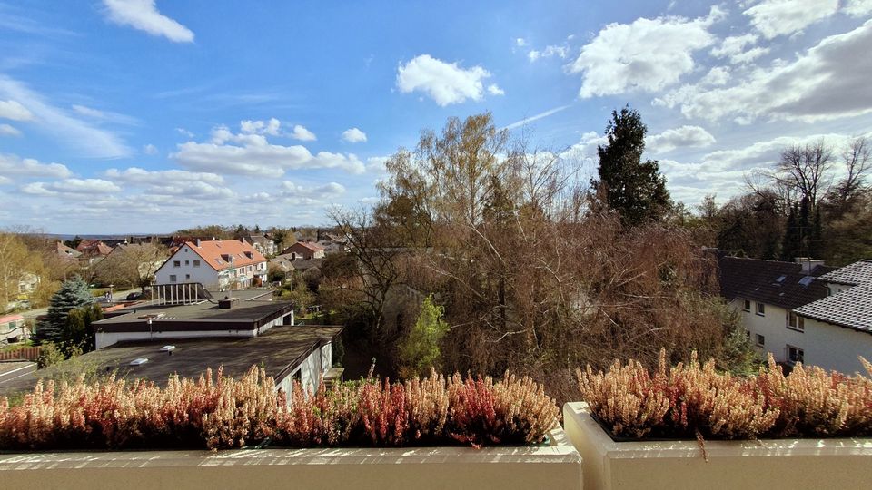 Schicke, großzügige Eigentumswohnung mit südseitigem Balkon und offenem Kamin in Bochum-Wiemelhausen in Bochum