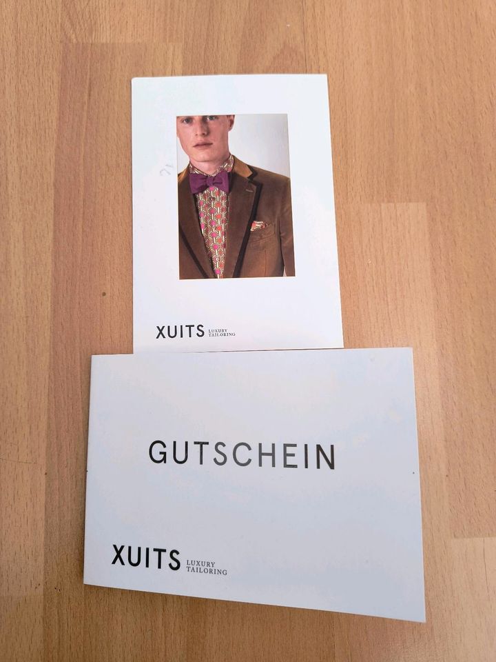 Gutschein im Wert von 500 Euro von XUITS Luxury Tailoring in Berlin