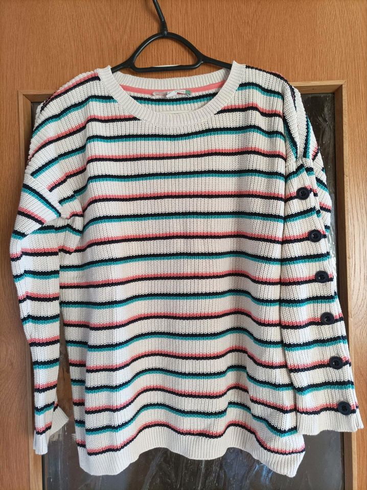 Strickpullover in Maisach