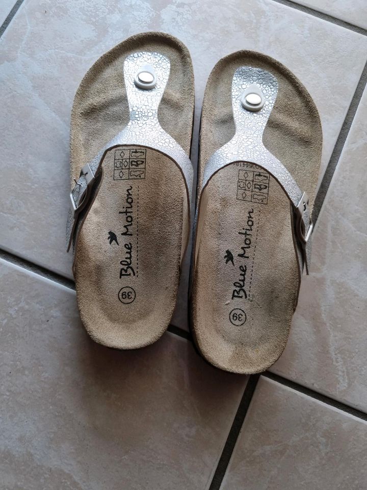 Flip Flops Silber Gr 39 in Übach-Palenberg