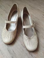 Gabor Pumps Damenschuhe Größe 41 Hessen - Driedorf Vorschau