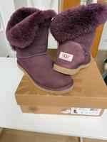 Original UGG Boots Bailey Button 38 lila aubergine bordeaux 7 Niedersachsen - Weyhausen Vorschau