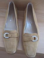 UNÜTZER Halbschuh Gr. 38 Wildleder hellbraun Bayern - Germering Vorschau