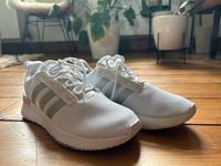 Adidas Sneaker Gr. 42 (fallen ein bisschen kleiner aus) Köln - Nippes Vorschau