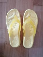 Damen Flip Flops Badelatschen gelb Gr. 38 Kunststoff Sachsen-Anhalt - Loitsche-Heinrichsberg Vorschau