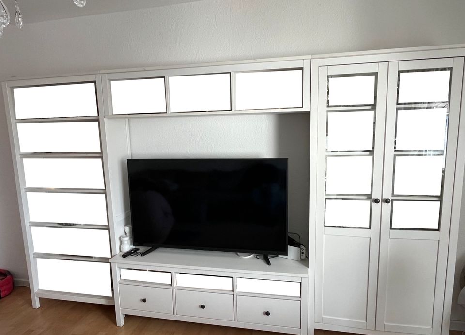 Ikea Hemnes Wohnwand wandregal tv board Weß, Wohnzimmermöbel in Düsseldorf