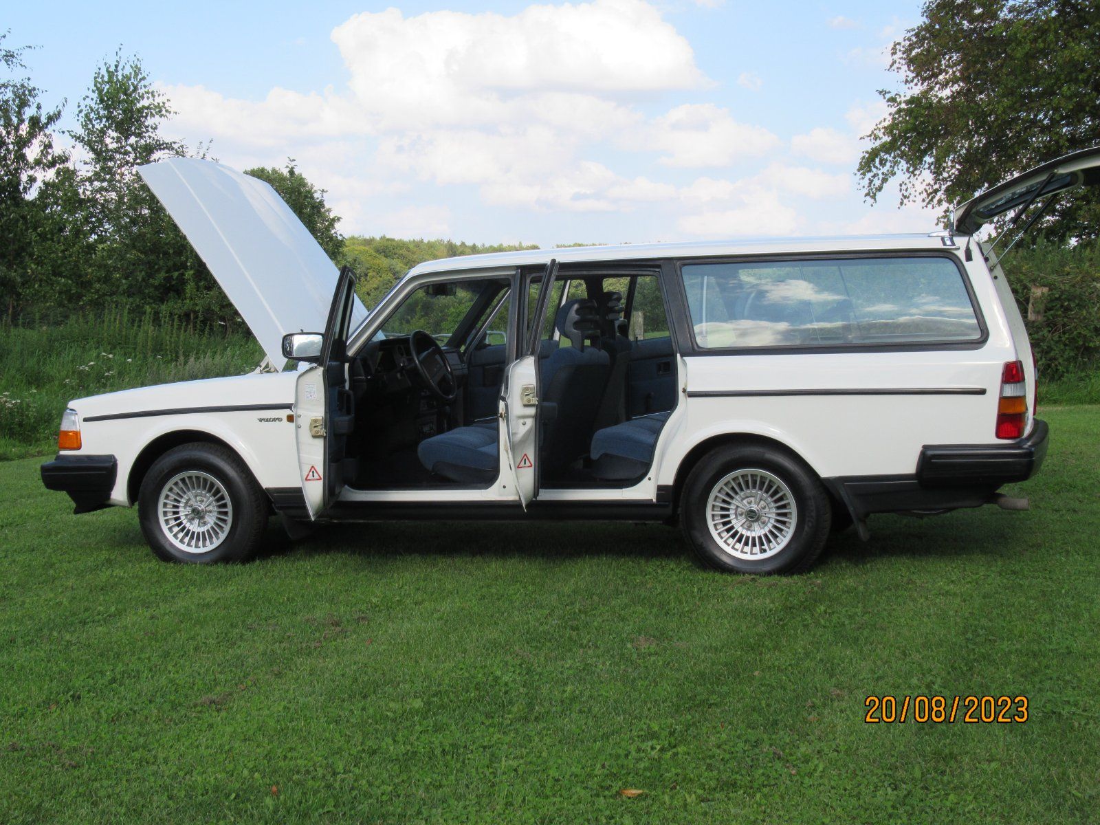 Abbildung des Autos Volvo 240 Kombi