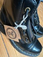Dr. Martens Boots vegan NEW Wandsbek - Hamburg Dulsberg Vorschau