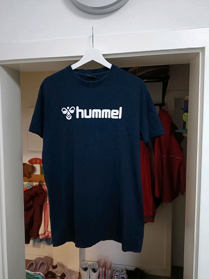 Hummel T-Shirt Shirt Gr. L Top Zustand in Remscheid