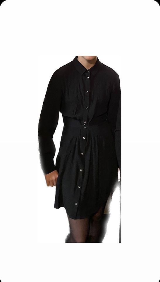 Kleid Mädchen schwarz XS Gr 34 Longbluse mit Knöpfe in Neustrelitz