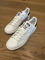 Adidas Stan Smith Sneaker weiß/dunkelblau Gr. 40 2/3 Bayern - Freilassing Vorschau