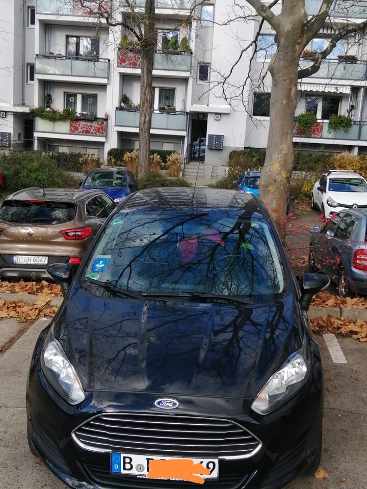 Das Auto Ford Fiesta in Berlin