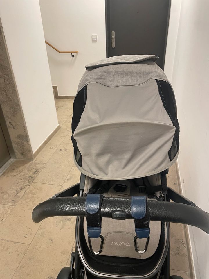 Nuna demi grow Kinderwagen in München