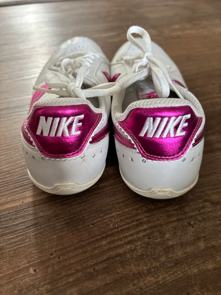 Nike Sneaker Gr. 39 weiß mit pink wie neu! in Aulendorf