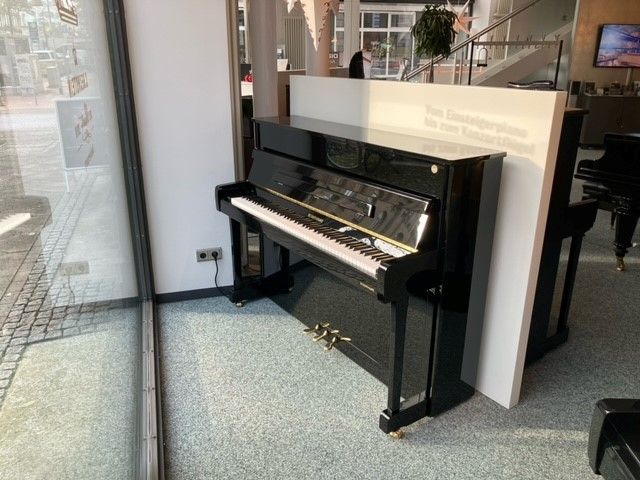 Klavier W. Hoffmann Vision 112, schwarz poliert | Klavier kaufen und mieten in Hannover in Hannover