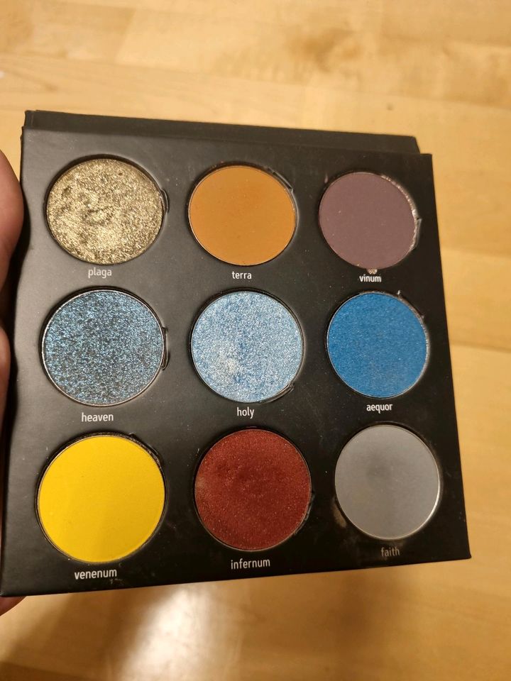 Hatice Schmidt Labs Holy Palette Limited Edition Limitiert in München