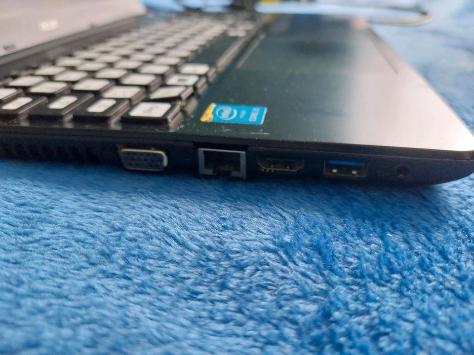 Acer laptop DEFEKT in Esslingen