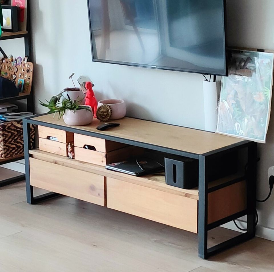 Lowboard Holz und Metall TV-Möbel 130x40x50cm in Nürnberg (Mittelfr)