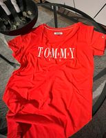 Tommy Hilfiger T-Shirt Aufdruck S rot Rheinland-Pfalz - Wissen Vorschau