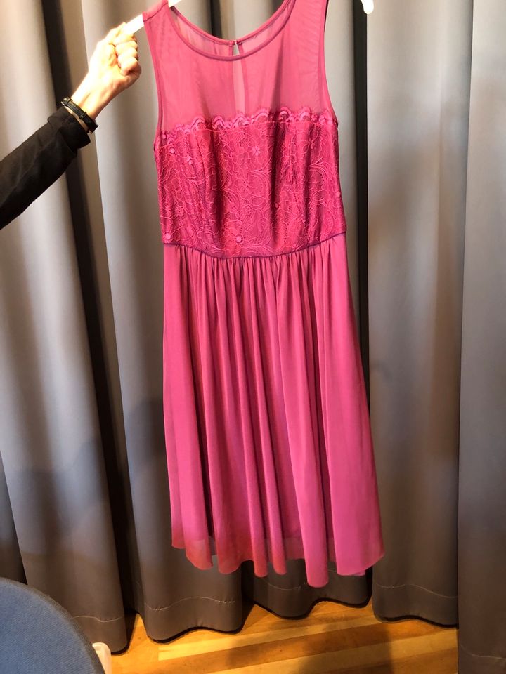 Kleid Abendkleid von Esprit in Altbach