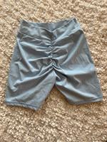 Kurze Shorts Hose Sport scrunch Niedersachsen - Algermissen Vorschau