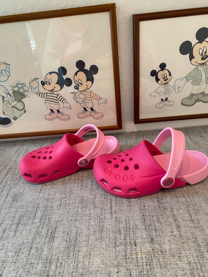 Crocs pink rosa Gr.25/26 Badeschuhe Gr.26 rosa Klettverschluss in Aachen