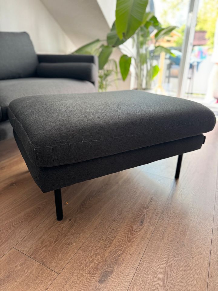 Moderne 2 Sitzer Couch in Wiesloch