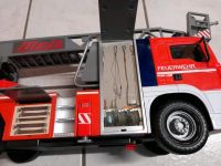Feuerwehr Auto mit Drehleiter Bayern - Regensburg Vorschau