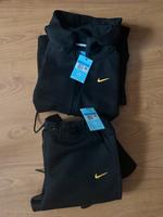 Nike nocta Anzug Gr. M Neu Wandsbek - Hamburg Bramfeld Vorschau