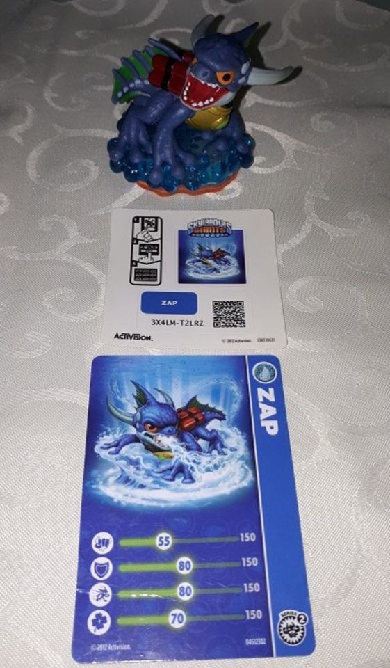 Skylanders XBOX 360 Giants Figuren 5 Stück ab 3,99€ in Berlin