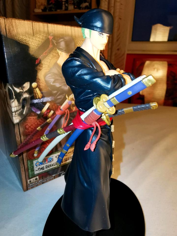 Roronoa Zoro Banpresto DXF Grandline Men Vol. 5 One Piece Zorro in Chemnitz
