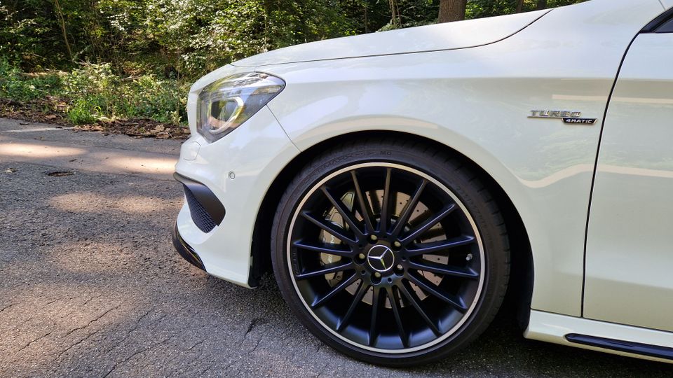 Mercedes CLA 45 AMG Shooting Brake in Filderstadt