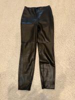 schwarze lederhose damen Nordrhein-Westfalen - Herford Vorschau