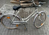 Original HEWIE Damen Fahrrad Oldtimer antik fährt ohne Probleme Hessen - Groß-Gerau Vorschau