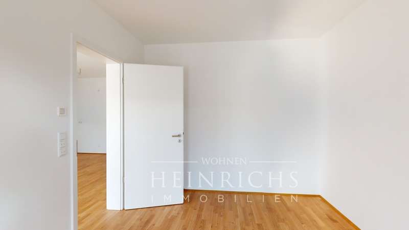 HEINRICHS: helle & moderne 2-Zimmerwohnung im 1. OG beim Steincenter in Freising mit Balkon in Freising