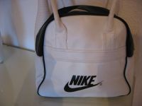 Hochwertige und formstabile Vintage Tasche von Nike, Weekender Berlin - Tempelhof Vorschau