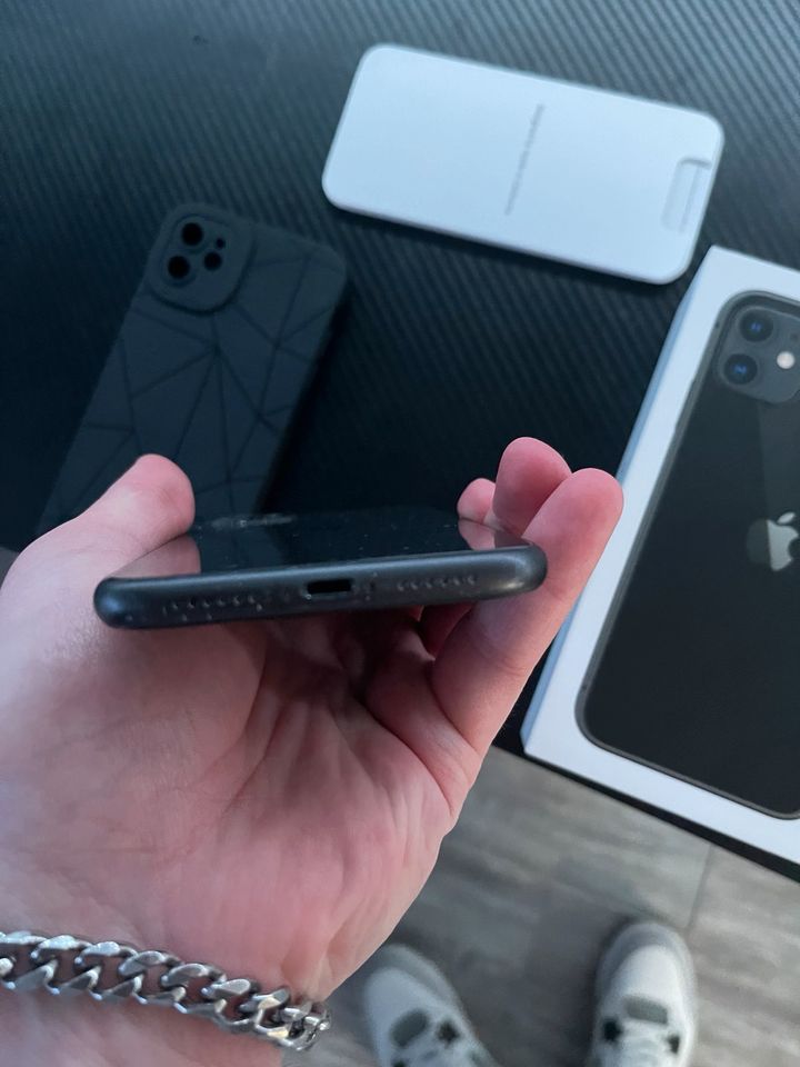 iPhone 11 schwarz in Dortmund