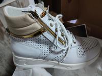 Neue Turnschuhe VITAFORM 39 Bayern - Grafenrheinfeld Vorschau