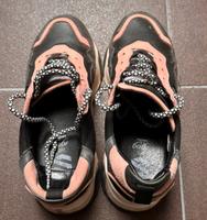 Klobige Sneaker von Sacha Nordrhein-Westfalen - Kleve Vorschau