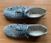 Vitaform hellblaue Leder-Schnürschuhe Größe 41 München - Allach-Untermenzing Vorschau