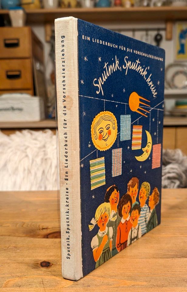 DDR Lieder-Buch SPUTNIK KREISE Kindergarten Vor-Schule Musik in Rostock