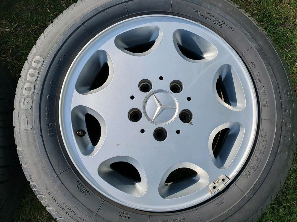 Alu Felge Mercedes Benz W124 1244011202 6,5x15H2 in Teublitz