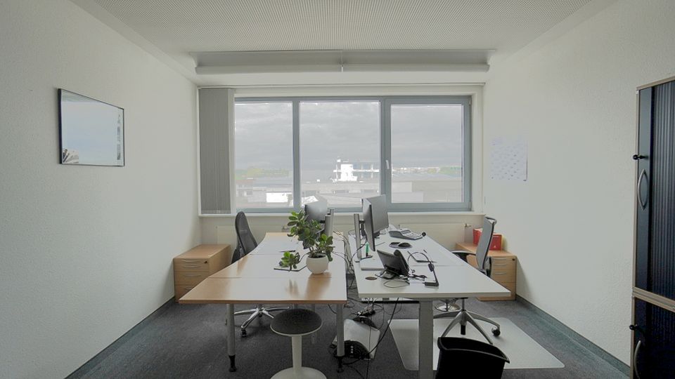*** Möblierte Büroetage auf über 400 m² in Singen sucht neue Mieter! *** in Singen