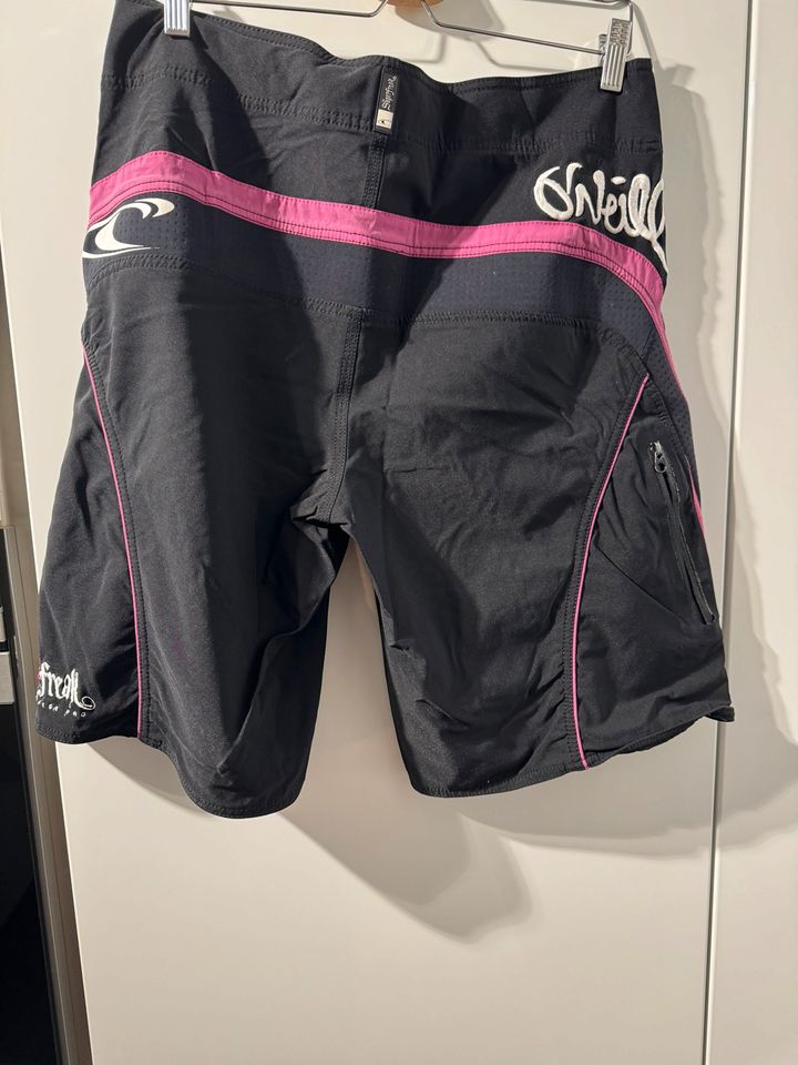 O‘Neill Surfershorts Boardershorts schwarz pink Gr 3 (L) in Duisburg