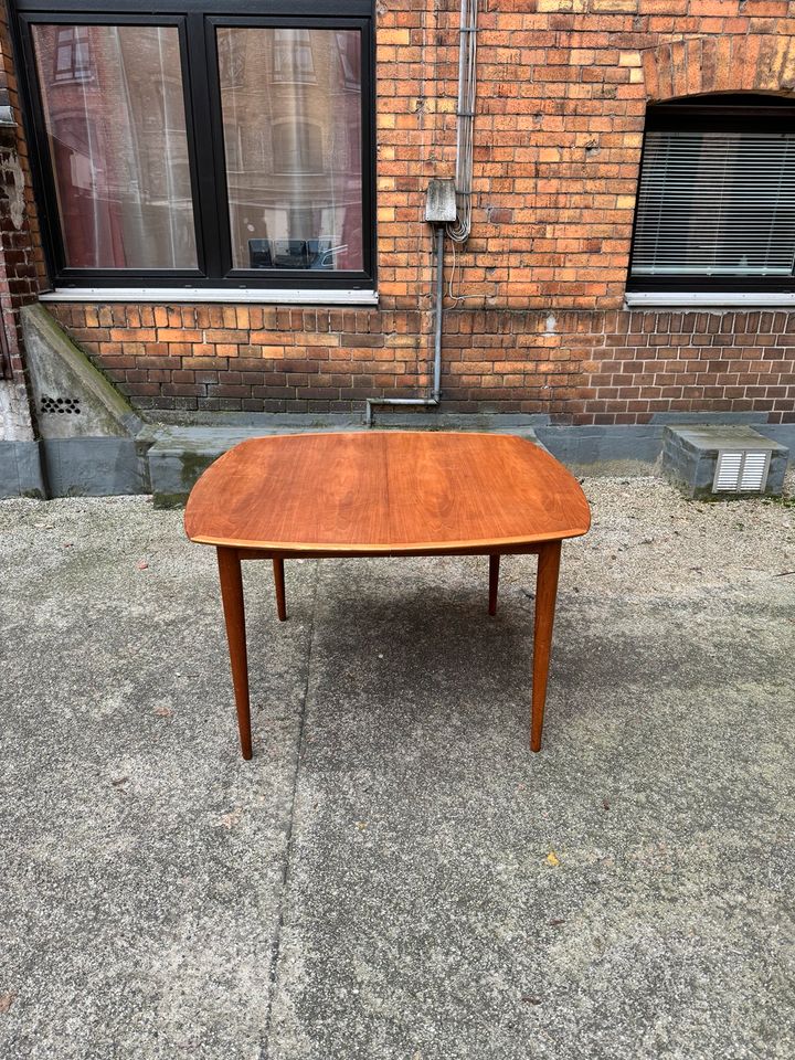 Esstisch erweiterbar > 210cm Teak Tisch danish Design Vintage Esszimmertisch Teakholz Dänemark 60er Retro in Berlin