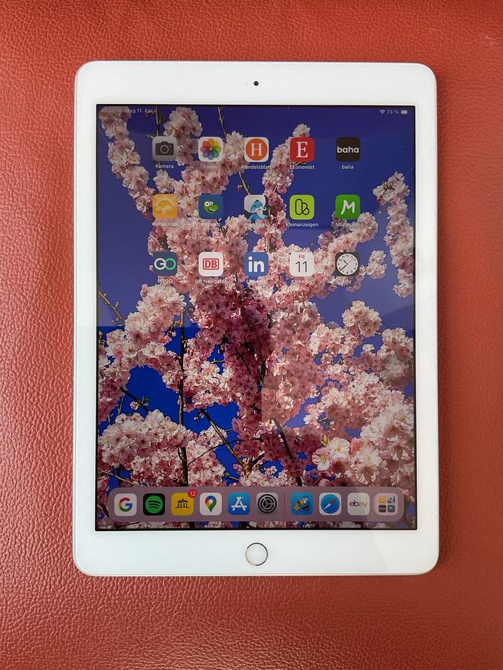 TOP! iPad 6th Generation WI-FI 32GB (2018) Space Gray, mit OVP in München