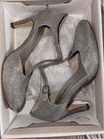 Silber Absatzschuhe Nordrhein-Westfalen - Herten Vorschau