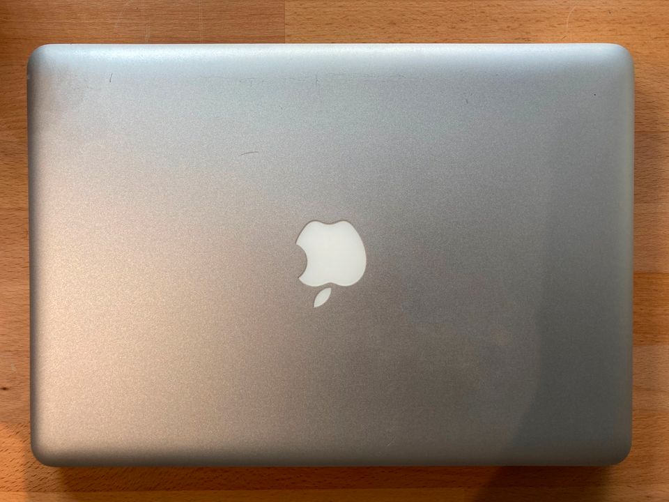 Macbook Pro 13" A1278 - intel core2duo 2,4 GHz - 4GB RAM in Ludwigsburg